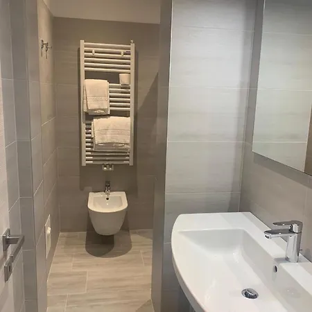 斯特拉阿尔宾娜酒店 2* 马尔切西内