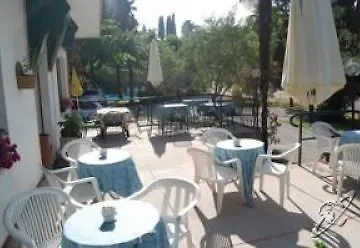 斯特拉阿尔宾娜酒店 马尔切西内
