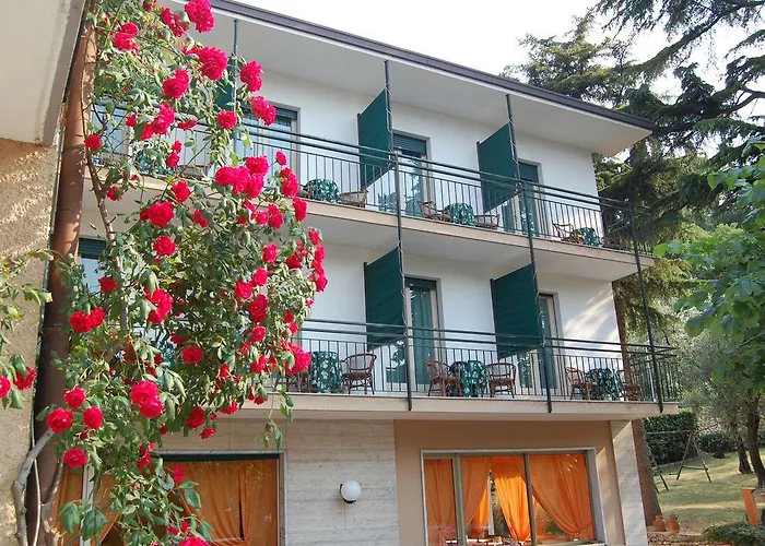 Hotel Stella Alpina 2*